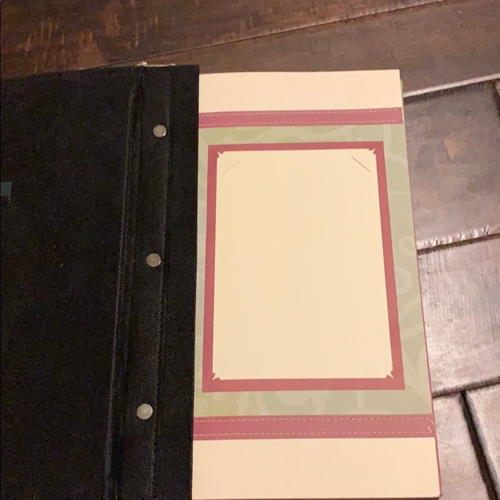 Instant scrapbook - Picture 2 of 3